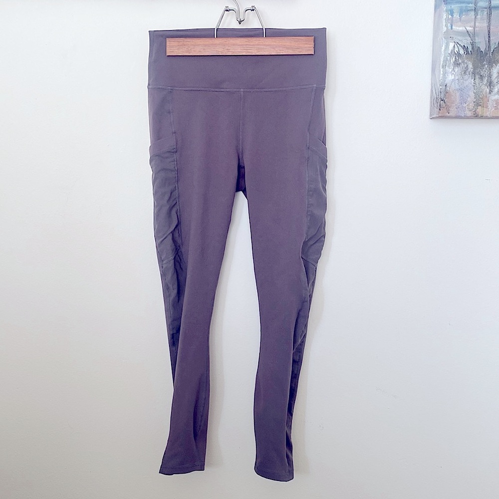 Fabletics exercise leggings